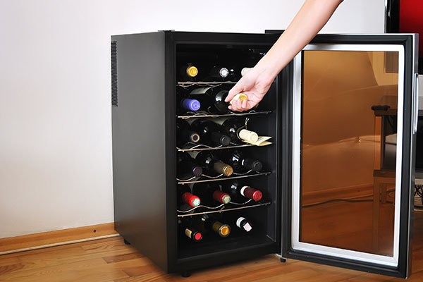 Manutenção de Adegas Climatizadas Dutra Refrigeração